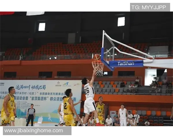 杭州篮球队在联合会杯积分榜上以53分稳居第一名,表现出色引人瞩目